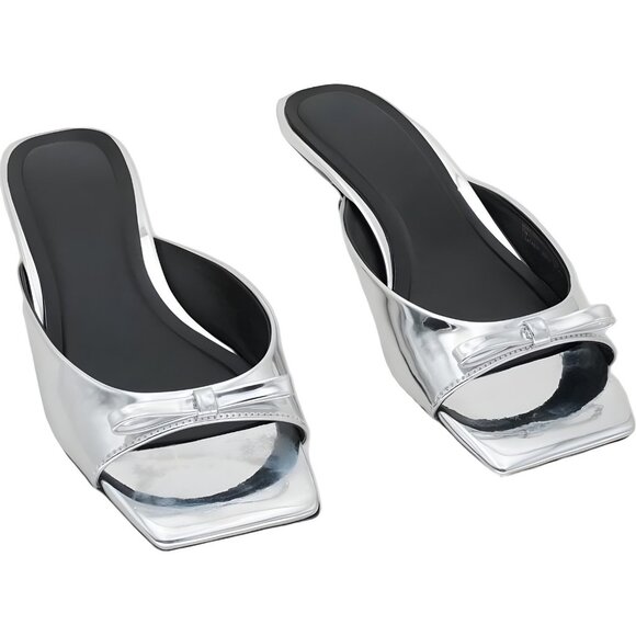 Steve Madden Shoes - Steve Madden Silver Mirror Patent Leather Kitten Heel Slides Size 7 M